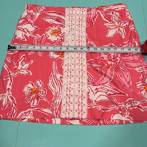 Lilly Pulitzer Pink Floral Mini Skirt with White Lace - Picture 7 of 8